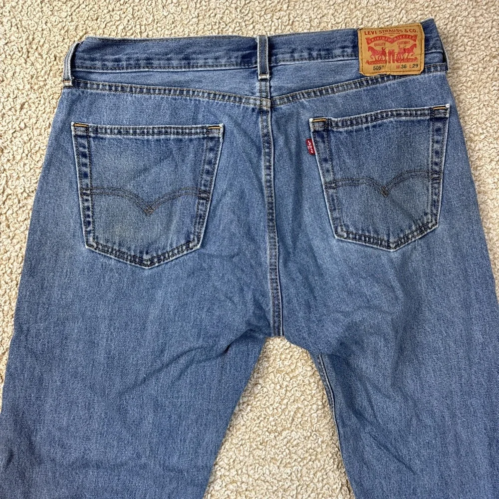 Levi's 505 Regular Fit Jeans 36x29 Men's Blue Medium Wash Straight Leg Denim